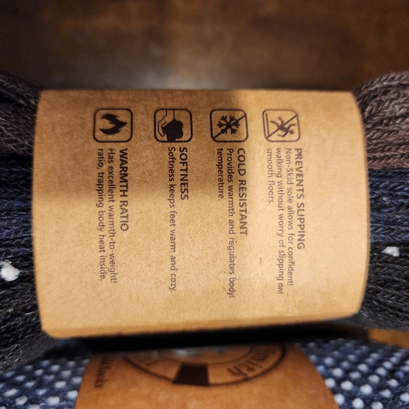 6 pair Yacht & Smith Thermal Socks, NWT - Picture 6 of 6